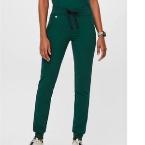 FIGS Special edition Forest green XSP Zamora joggers